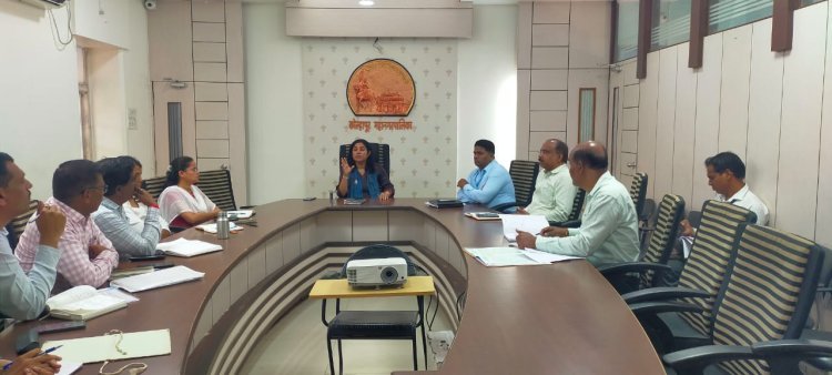 शहरातील रस्त्यांची कामे दर्जेदार व गतीने करा – प्रशासक के. मंजूलक्ष्मी