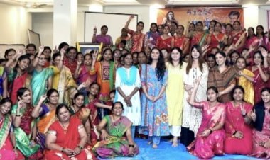 कागलमध्ये ज्वेलरी मेकिंग कार्यशाळेस महिलांचा उत्स्फूर्त प्रतिसाद