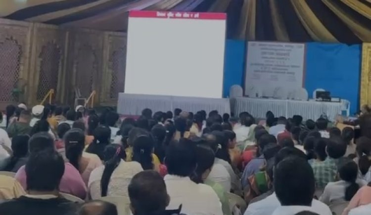 मतदान केंद्रावरील ३२४५ अधिकारी - कर्मचाऱ्यांचे पहिले प्रशिक्षण यशस्वी