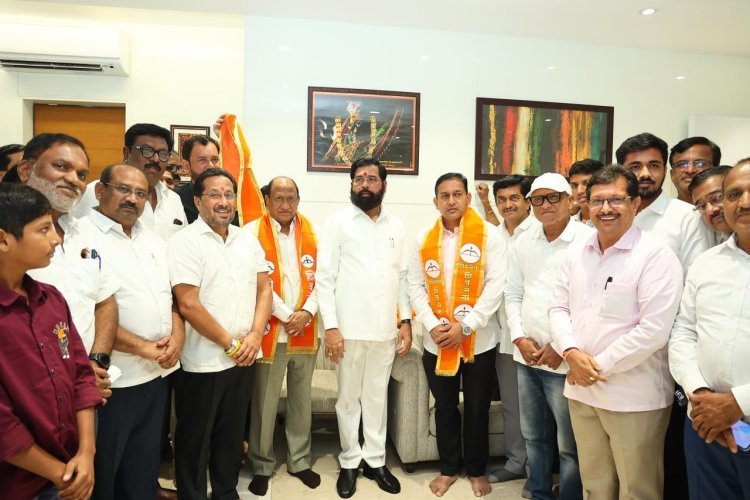 गोकुळचे ज्येष्ठ संचालक विश्वास पाटील यांचा शिवसेनेत जाहीर पक्षप्रवेश