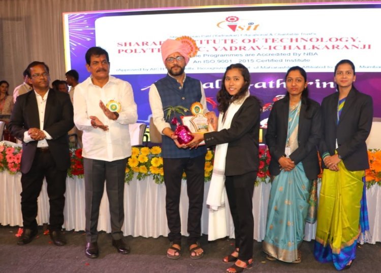 गुणवत्ता, संस्कार आणि कौशल्य यांचा समन्वय म्हणजे शरद इन्स्टिट्युट - गणेश शिंद