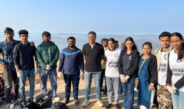 कोल्हापूर ड्रीम टीम फाउंडेशनतर्फे ज्योतिबा मंदिर परिसरात स्वच्छता मोहीम