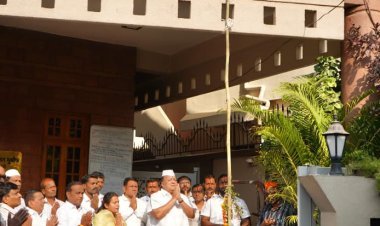 मंत्री मुश्रीफानी घरासमोर उभारली गुढी;जि.प.अध्यक्षा शिल्पा खोत यांनी केले गुढीचे पूजन