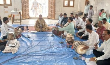 अभंग-भक्तीगीतांच्या सुरेल मैफिलीने श्रीराम मंदिरात जन्मोत्सवास प्रारंभ