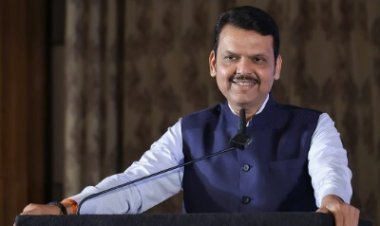 “राहुल गांधींनी जनतेची दिशाभूल केली,PM मोदींनी देशाला संकटातून बाहेर काढले”: CM फडणवीस