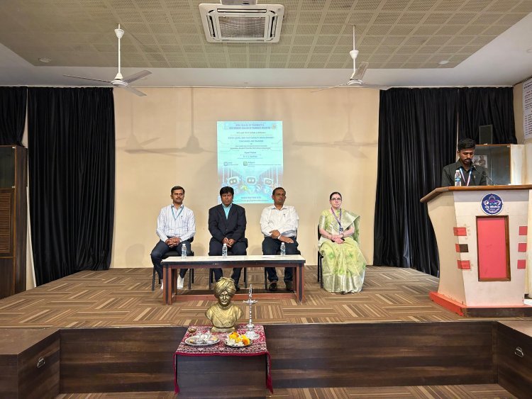 डिजिटल अध्यापनासाठी प्राध्यापकांना विशेष प्रशिक्षण