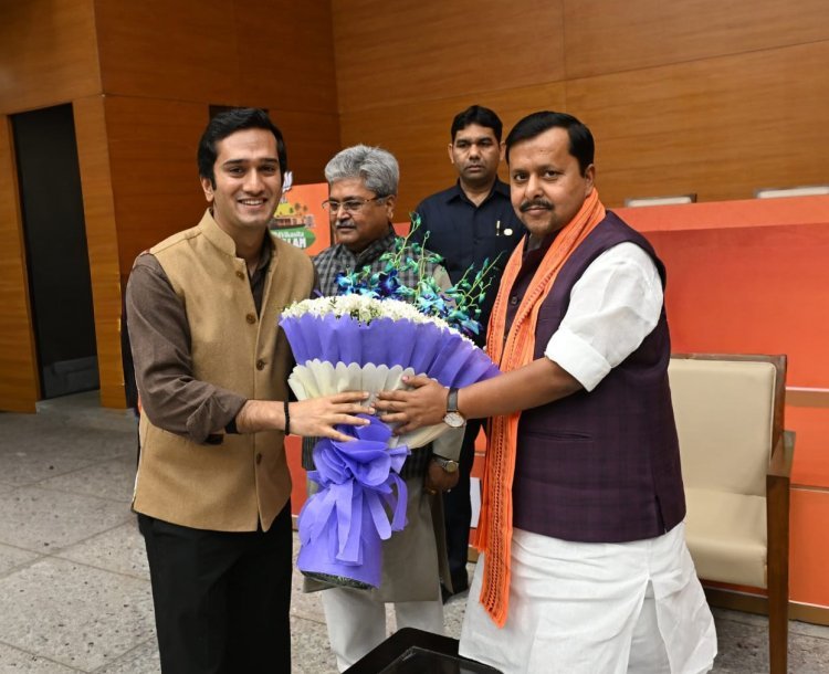 भाजपा युवा मोर्चाचे अध्यक्ष कृष्णराज महाडिक यांनी घेतली भाजपच्या वरिष्ठ नेत्यांची दिल्लीत भेट