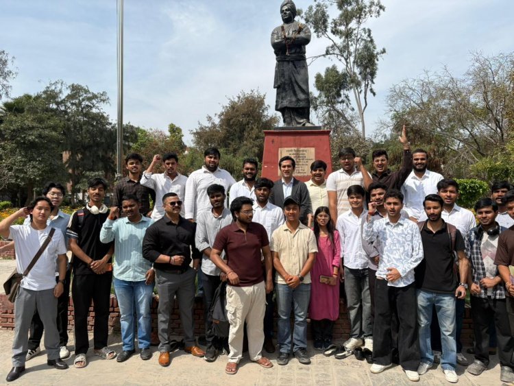 भाजप युवा मोर्चा प्रदेश अध्यक्ष कृष्णराज महाडिक यांची दिल्ली विद्यापीठाला भेट