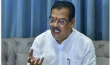 छत्रपती संभाजीनगर पालिकेची इमारत कब्रस्तानावर? मंत्री शिरसाठ यांच्या वक्तव्याने खळबळ