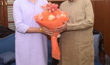 केंद्रीय मंत्री नितीन गडकरी यांची शाहू ग्रुपचे अध्यक्ष राजे समरजितसिंह घाटगे यांनी घेतली  भेट
