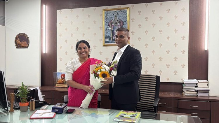 नुतन आयुक्त डॉ. राजेंद्र भारुड यांनी पदभार स्वीकारला