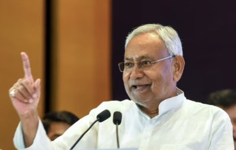 नितीश कुमार तब्बल 21 वर्षांनी आपले नशीब आजमावण्यासाठी दिल्लीत परतले