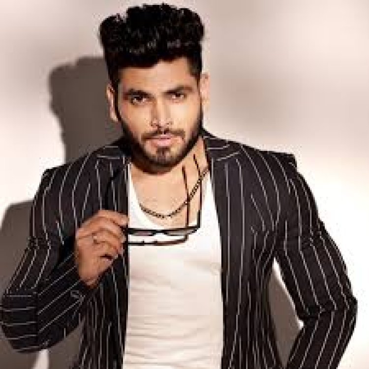 शिव ठाकरेनं सांगितली कॉलेजमधील प्रेमाची गोष्ट; 9 वर्षांचं रिलेशनशिप