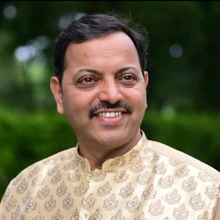 समीर देशपांडे यांना सरपंच परिषदेचा राज्यस्तरीय पुरस्कार