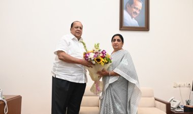 श्रीमती सुनेत्राताई पवार यांचे सर्वोच्च मतांधिक्यांच्या विक्रमाबद्दल मंत्री हसन मुश्रीफ यांनी केले अभिनंदन