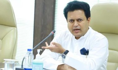 इंधन तुटवड्यावर काय बोलायचं, हेही सरकारकडूनच शिकावं लागतं
