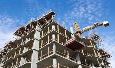 जागतिक मंदीच्या सुरुवातीपासून बांधकाम खर्चात २५ टक्क्यांहून अधिक वाढ