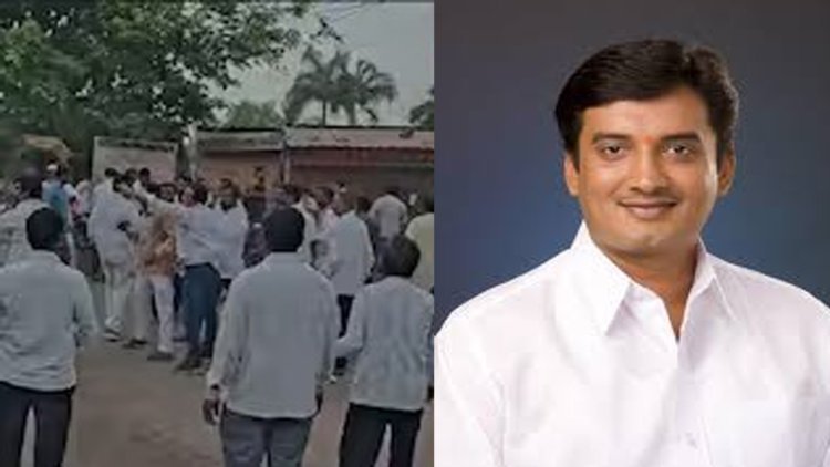 खा.धनंजय महाडिकांवरील कमेंट्स मुळे,पंढरपुरातील सुस्ते येथे कार्यकर्त्यानमध्ये फ्री-स्टाईल हाणामारी
