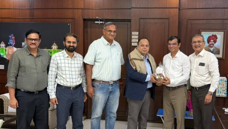 केआयटीच्या वतीने नूतन कुलगुरू डॉ. रजनीश कामत यांचे उत्साहपूर्ण स्वागत