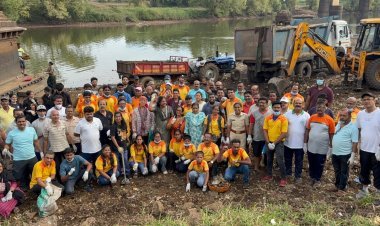पंचगंगा नदीपात्रात विविध सेवाभावी संस्था आणि संघटनांनी राबवली स्वच्छता मोहीम