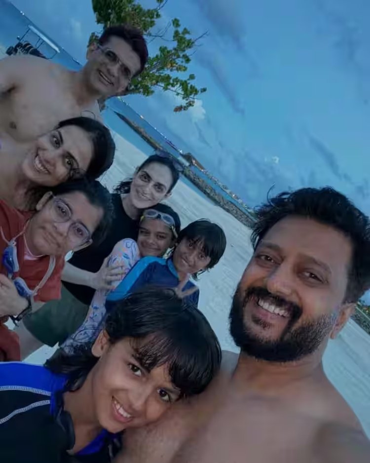 राजा शिवाजी'च्या यशानंतर रितेश-जेनेलिया सुट्टीच्या मूडमध्ये; समुद्रकिनारी घालवला खास वेळ