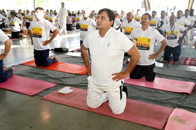 योग साधना ही जीवन पध्दती बनवण्याची गरज- खा.धनंजय महाडिक