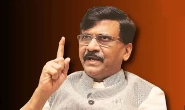 मविआचा आणखी एक आमदार शिंदेंच्या संपर्कात ? राऊतांच्या आरोपांनंतर ठाकरे गटाची 'मातोश्री'वर तातडीची बैठक