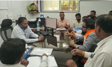 स्मार्ट मीटर सक्तीविरोधात शिवसेना मैदानात! महावितरणच्या अभियंत्यांसोबत झालेल्या बैठकीत काय ठरलं?