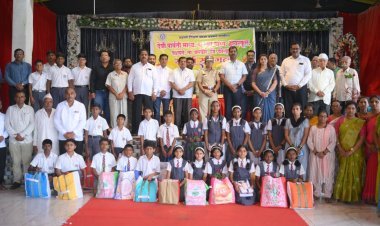 शिवसाई मंडळाची विद्यार्थी दत्तक योजना होतकरू मुलांच्या स्वप्नांना बळ देणारी - डॉ.संपत खिलारी