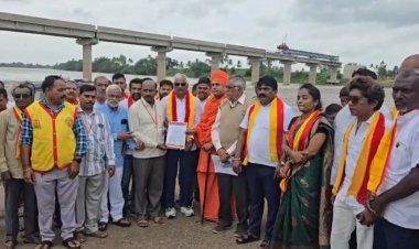 इचलकरंजीच्या राधाकृष्ण पाणी प्रकल्पाला विरोध; कल्लोळमध्ये ग्रामस्थांचे आंदोलन, कर्नाटक सरकारला निवेदन