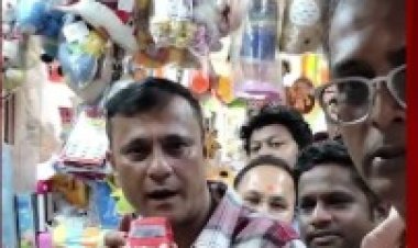 'इनोव्हा'च्या मागणीवर मनसेचा उपरोधिक टोला; संदीप देशपांडेंनी खेळण्यातील गाड्या पाठवल्या गिफ्ट