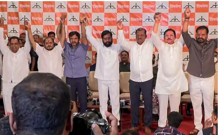 उद्धव ठाकरेंना मोठा धक्का! 'ठाकरे गटा'च्या ६ बंडखोर खासदारांच्या विलीनीकरणाला लोकसभा अध्यक्षांची मंजुरी