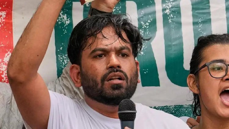 दिल्लीत आज आंदोलनाचा निर्णायक दिवस! जंतरमंतरवरून अभिजीत दिपकेंचा एल्गार, संसदेकडे मोर्चाची तयारी