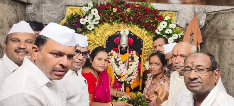 नंदवाळमध्ये साडेतीनशे दिंड्यांचा जयघोष! आषाढी एकादशीनिमित्त लाखो भाविकांनी घेतले श्री विठ्ठल-रुक्मिणीचे दर्शन