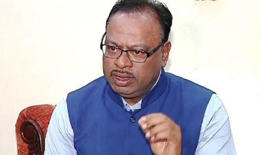 नाशिकच्या खड्ड्यांवरून राजकारण तापलं; चंद्रशेखर बावनकुळे म्हणाले, ही सामूहिक जबाबदारी