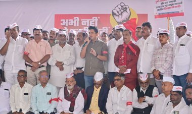 नाशिक-पुणे सरळ रेल्वेसाठी समृद्धी महामार्गावर ठिय्या; आमदार सत्यजीत तांबे यांची ठाम भूमिका ; ‘हक्काची रेल्वे मिळेपर्यंत लढा सुरूच राहणार’