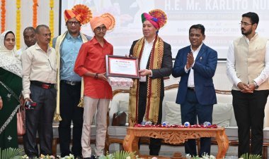 श्रद्धा इन्स्टिट्यूटच्या  वतीने NEET मधील गुणवंत विद्यार्थ्यांचा महामहिम कार्लिटो नुन्स यांच्या हस्ते गौरव
