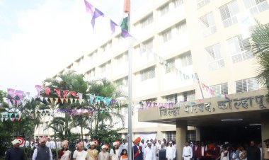 कोल्हापूर जिल्हा परिषदेत ८० वा स्वातंत्र्यदिन उत्साहात; अध्यक्षा शिल्पाताई खोत यांच्या हस्ते ध्वजारोहण