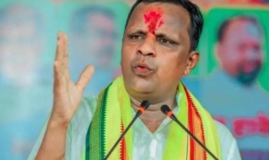 मराठा महिलांविषयी आक्षेपार्ह वक्तव्य; नवनाथ वाघमारेंवर पोलिसांकडून गुन्हा दाखल