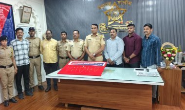 सोन्याच्या दुकानात चोरी करणाऱ्या महिला कर्मचाऱ्याला अटक; जुना राजवाडा पोलिसांनी १०५ ग्रॅम सोन्याचे दागिने केले जप्त.