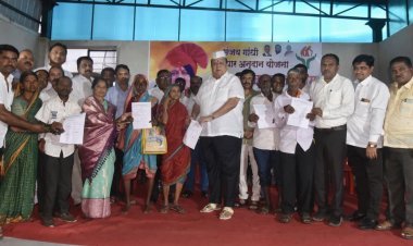 संजय गांधी निराधार योजनेच्या लाभार्थ्यांच्या ॠणातून उतराई होणे अशक्यच: मंत्री हसन मुश्रीफ