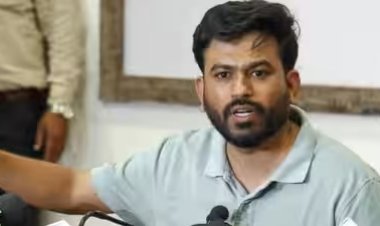 अभिजीत दीपकेंच्या बीडमध्ये मोठा धक्का; मुख्याध्यापकांना मारहाण केल्याप्रकरणी CJP कार्यकर्त्यांवर गुन्हे दाखल