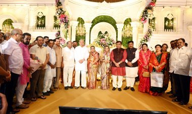 पुढचा जन्मही याच मातेच्या पोटी व्हावा, खासदार धनंजय महाडिक यांनी व्यक्त केले मातृ ॠण
