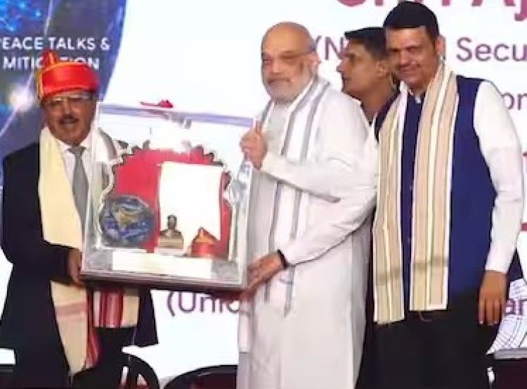 एका धुरंधराचा सन्मान करण्यासाठी दुसरे धुरंधर पुण्यात"; देवेंद्र फडणवीसांकडून अमित शाह आणि अजित डोवाल यांचं कौतुक