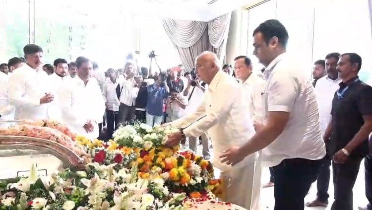 D.Y.Patil Passes Away : शिक्षणातील एक बलाढ्य नेतृत्व गमावले; सुशीलकुमार शिंदे यांनी जागवल्या डी. वाय. पाटलांच्या आठवणी