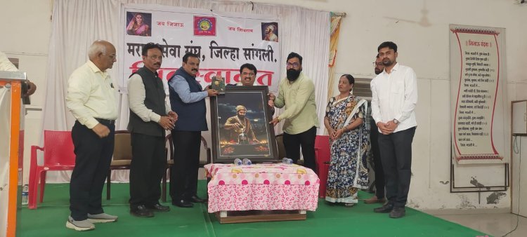 महावितरणचे संचालक राजेंद्र पवार यांचा मराठा सेवा संघातर्फे विशेष सत्कार
