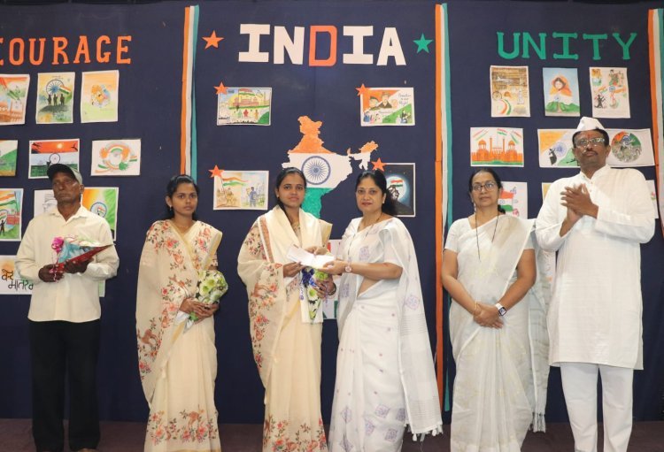 डीकेटीईत स्वातंत्र्यदिनी शहीद कुटुंबाचा सन्मान; वीरपत्नीच्या हस्ते ध्वजारोहण व कृतज्ञतानिधी सुपुर्द