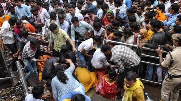 उज्जैनच्या महाकाल मंदिरात गर्दीमुळे मोठी दुर्घटना: अफवेमुळे चेंगराचेंगरी; १३ जखमी