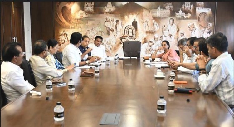 शरद पवारांच्या पक्षाकडून नवीन १० प्रवक्त्यांची यादी जाहीर; जितेंद्र आव्हाडांसह 'या' नेत्यांवर मोठी जबाबदारी