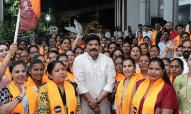 डोंबिवलीत भाजपला मोठा धक्का! शेकडो महिला कार्यकर्त्यांची मनसेत घरवापसी; रवींद्र चव्हाणांच्या बालेकिल्ल्यातच पक्षप्रवेश